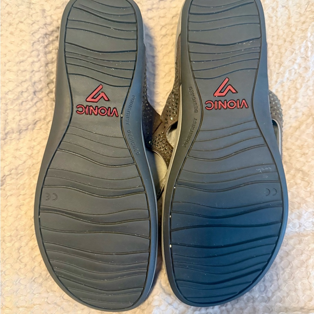 Vionic Capitola Gray Sandals With Rhinestone Acce… - image 2